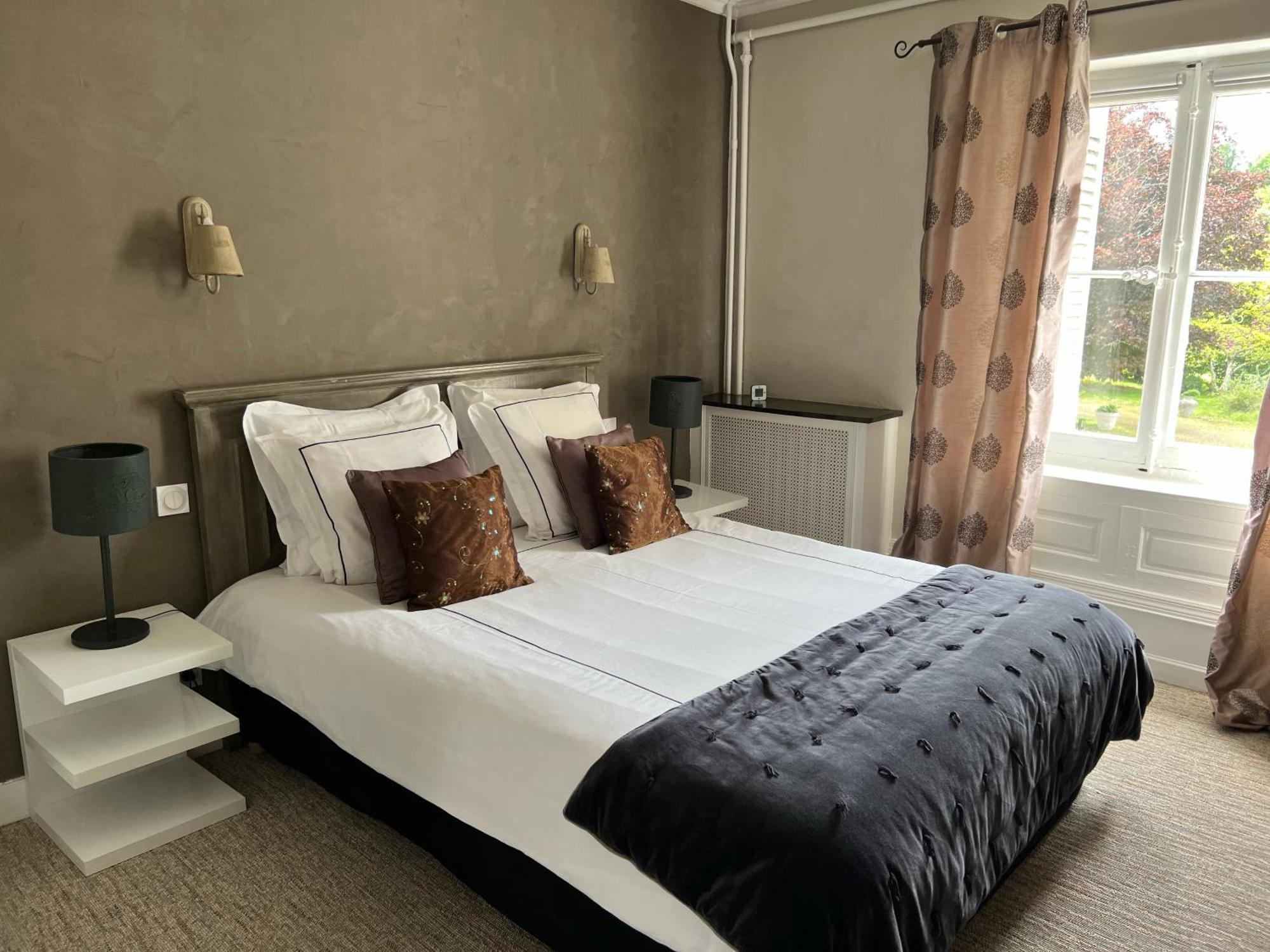 Chambres D'Hotes & Spa Les Perce Neige Vernou-sur-Brenne エクステリア 写真